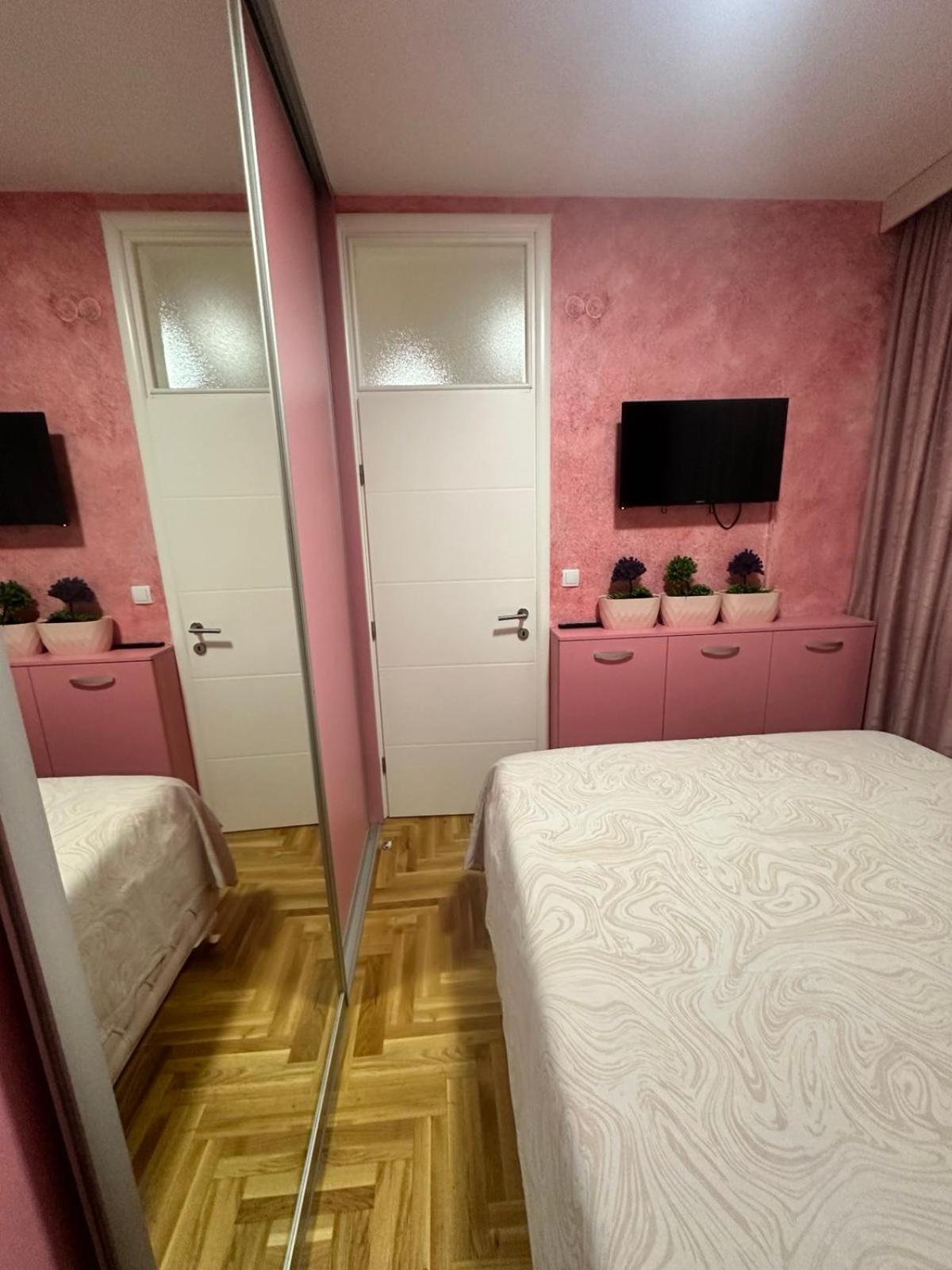 Apartman Kristina, Istocno Sarajevo,Vojvode Radomira Putnika 49F Lukavica Exterior foto