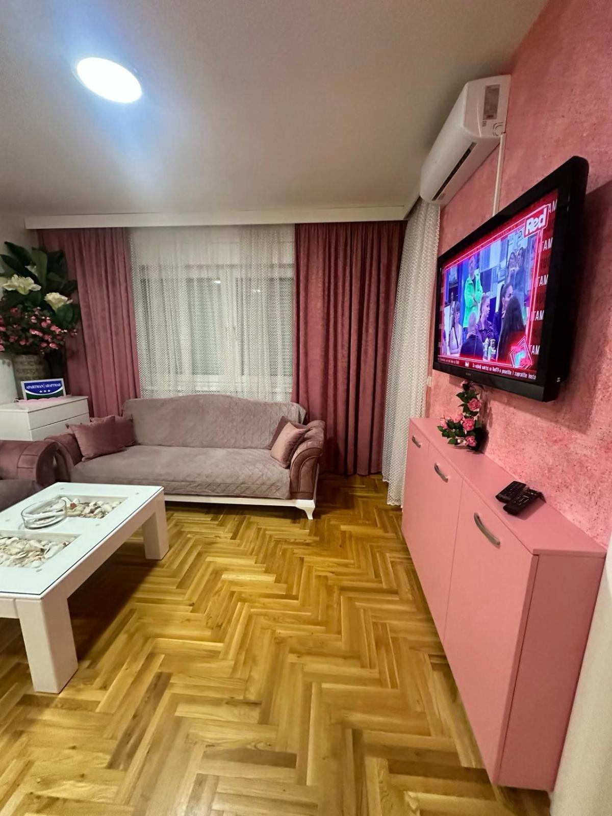 Apartman Kristina, Istocno Sarajevo,Vojvode Radomira Putnika 49F Lukavica Exterior foto
